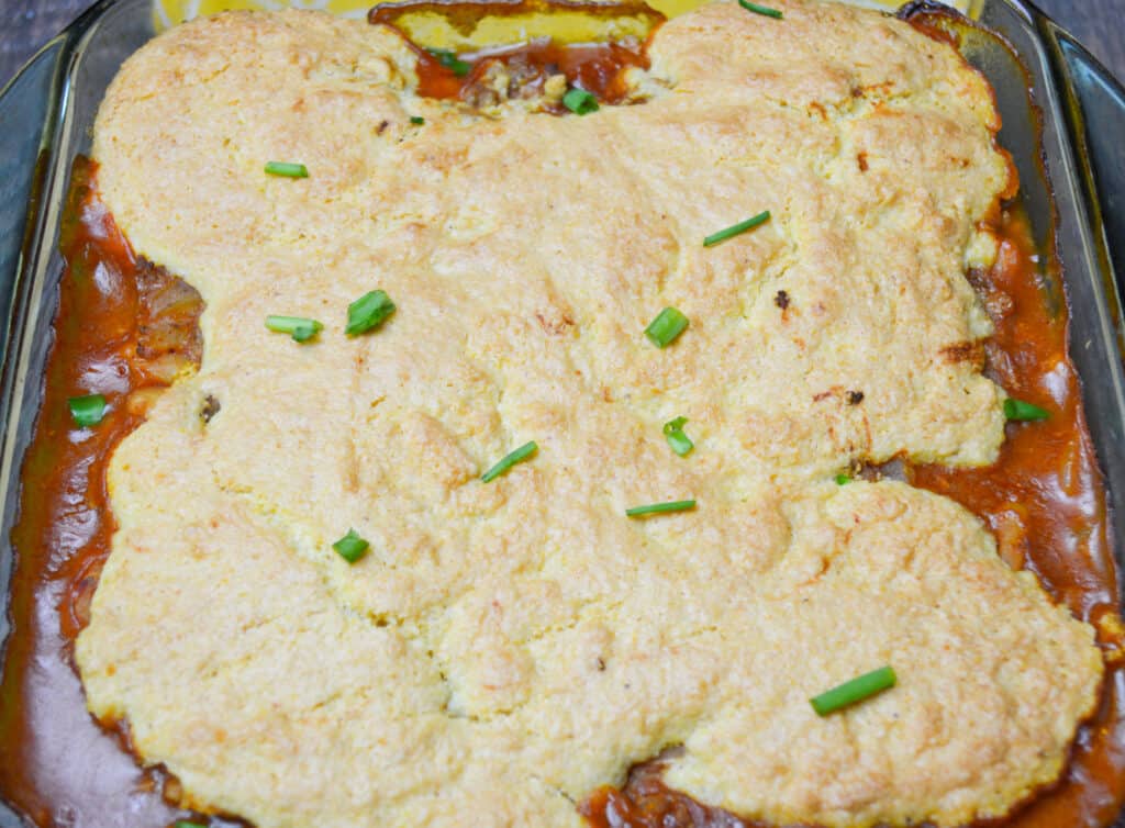 Chili Cornbread Bake